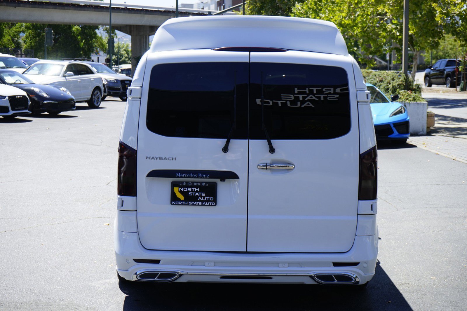 Used 2018 Mercedes-Benz Metris Passenger image 9
