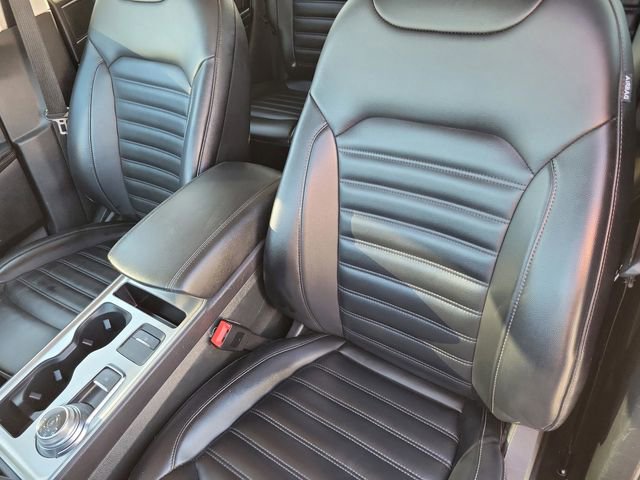 Used 2024 Ford Edge SEL AWD/4WD image 10