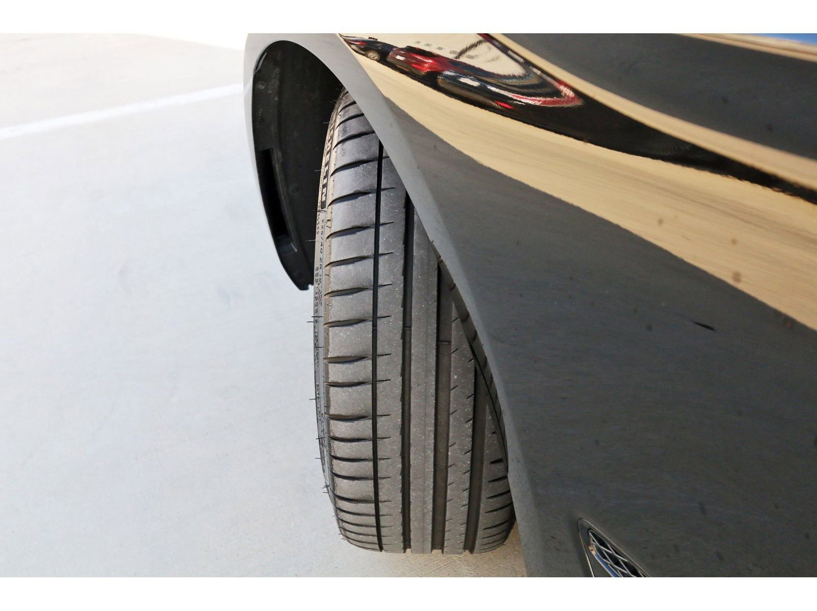 Used 2025 Genesis G70 3.3T Advanced w/ Sport Prestige Package image 32