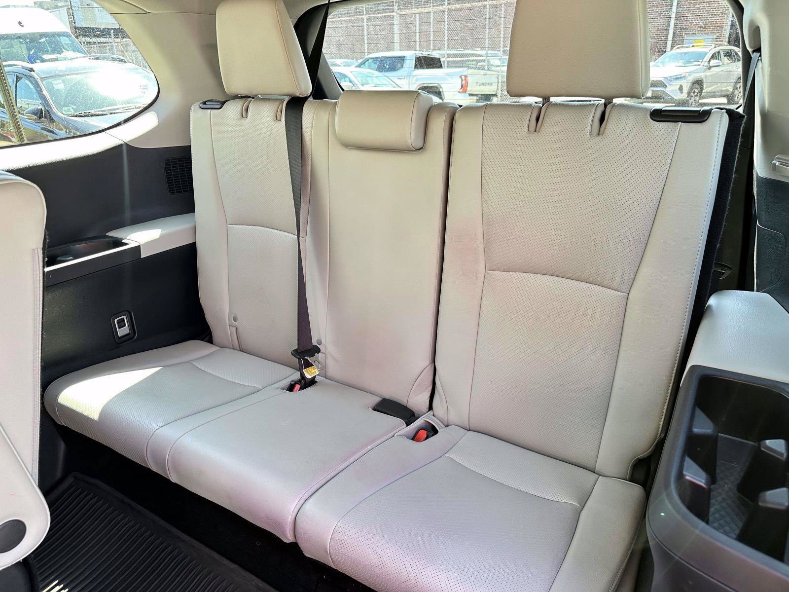 Certified 2024 Toyota Grand Highlander AWD image 17