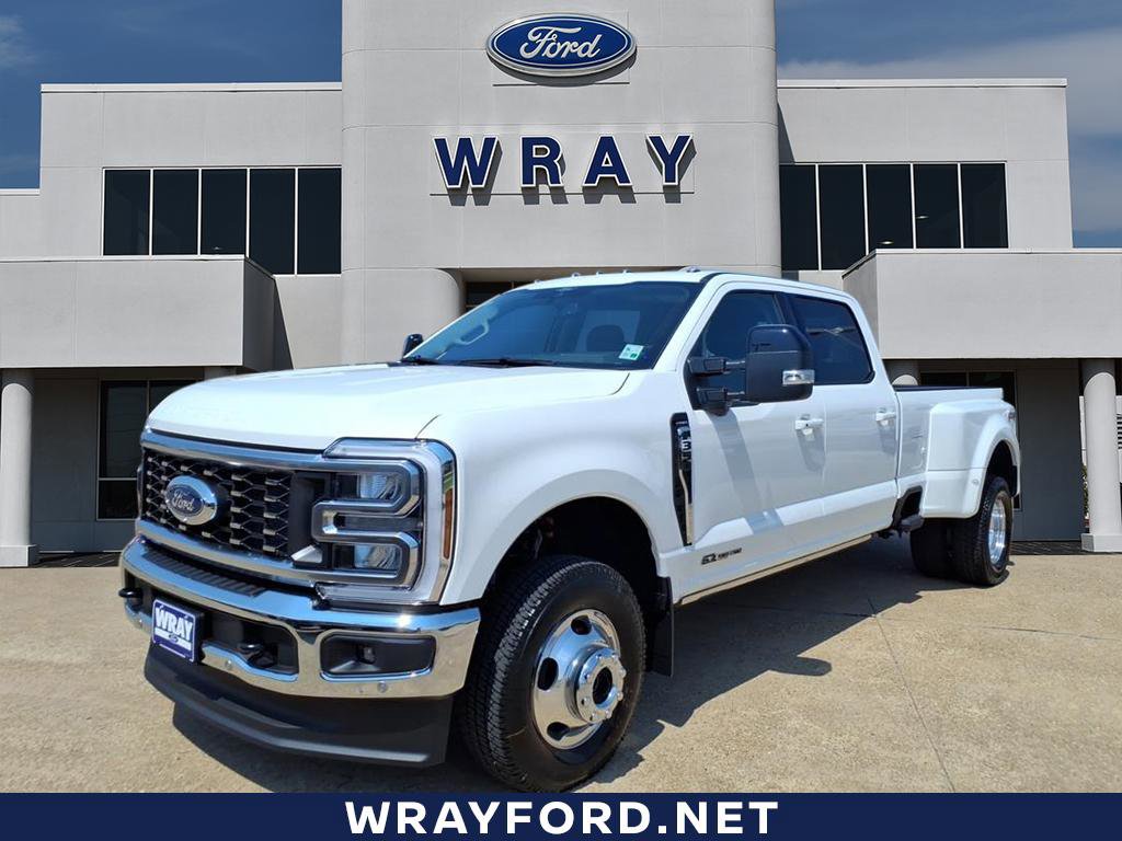 New 2026 Ford F350 4x4 Crew Cab DRW Super Duty