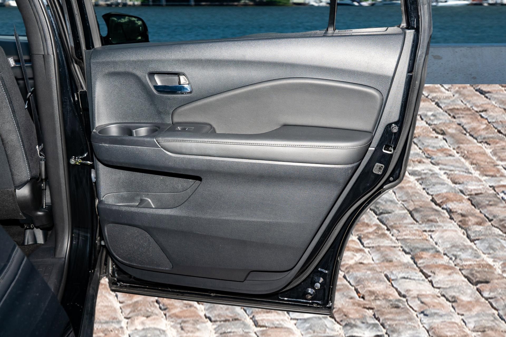 Used 2022 Honda Pilot Sport image 34