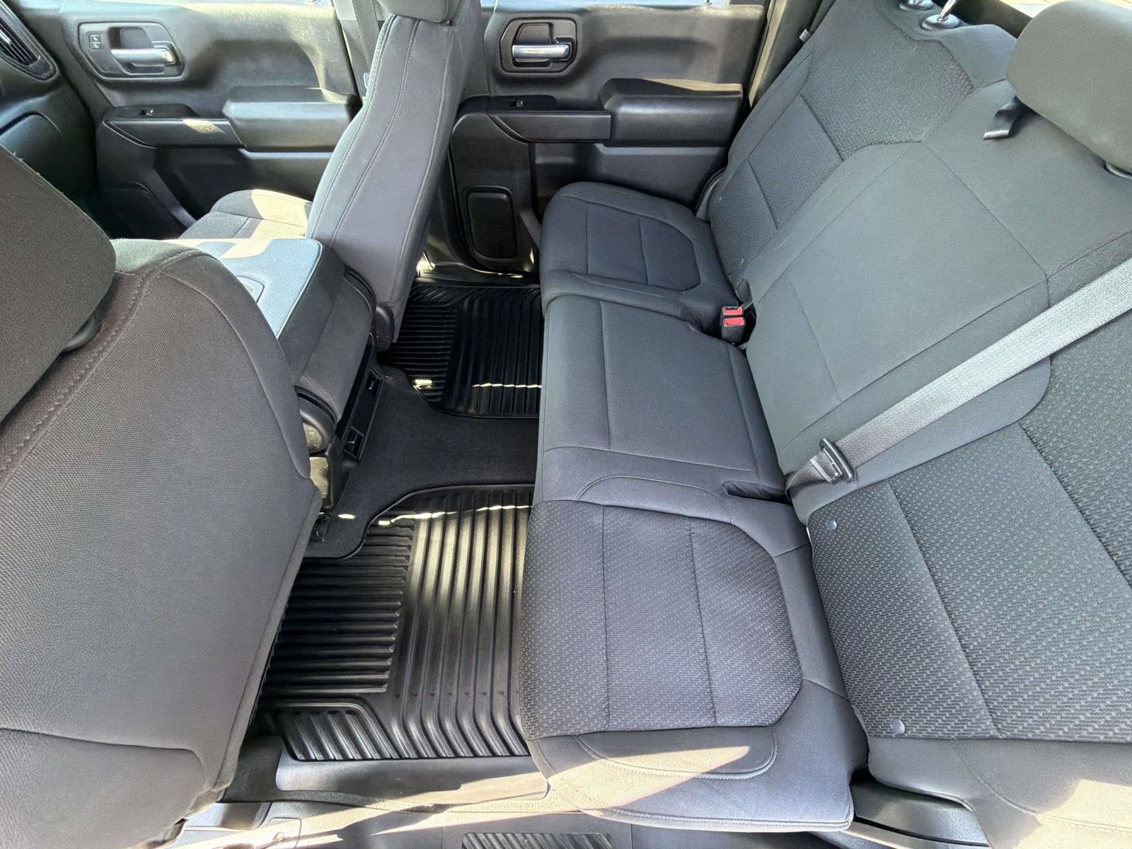 Certified 2022 Chevrolet Silverado 2500 Custom w/ Custom Value Package AWD/4WD image 4