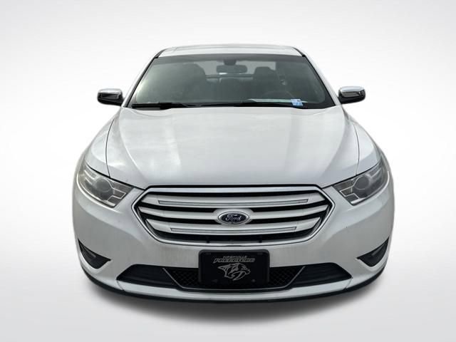 Used 2014 Ford Taurus Limited image 10