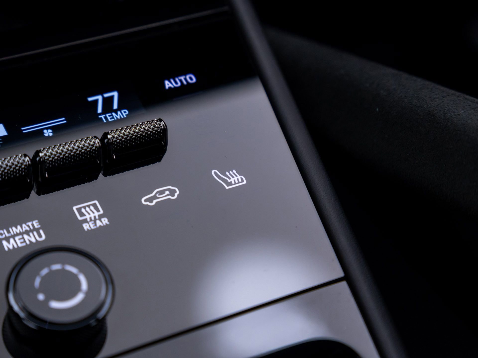 Certified 2024 Porsche Cayenne Turbo GT image 31