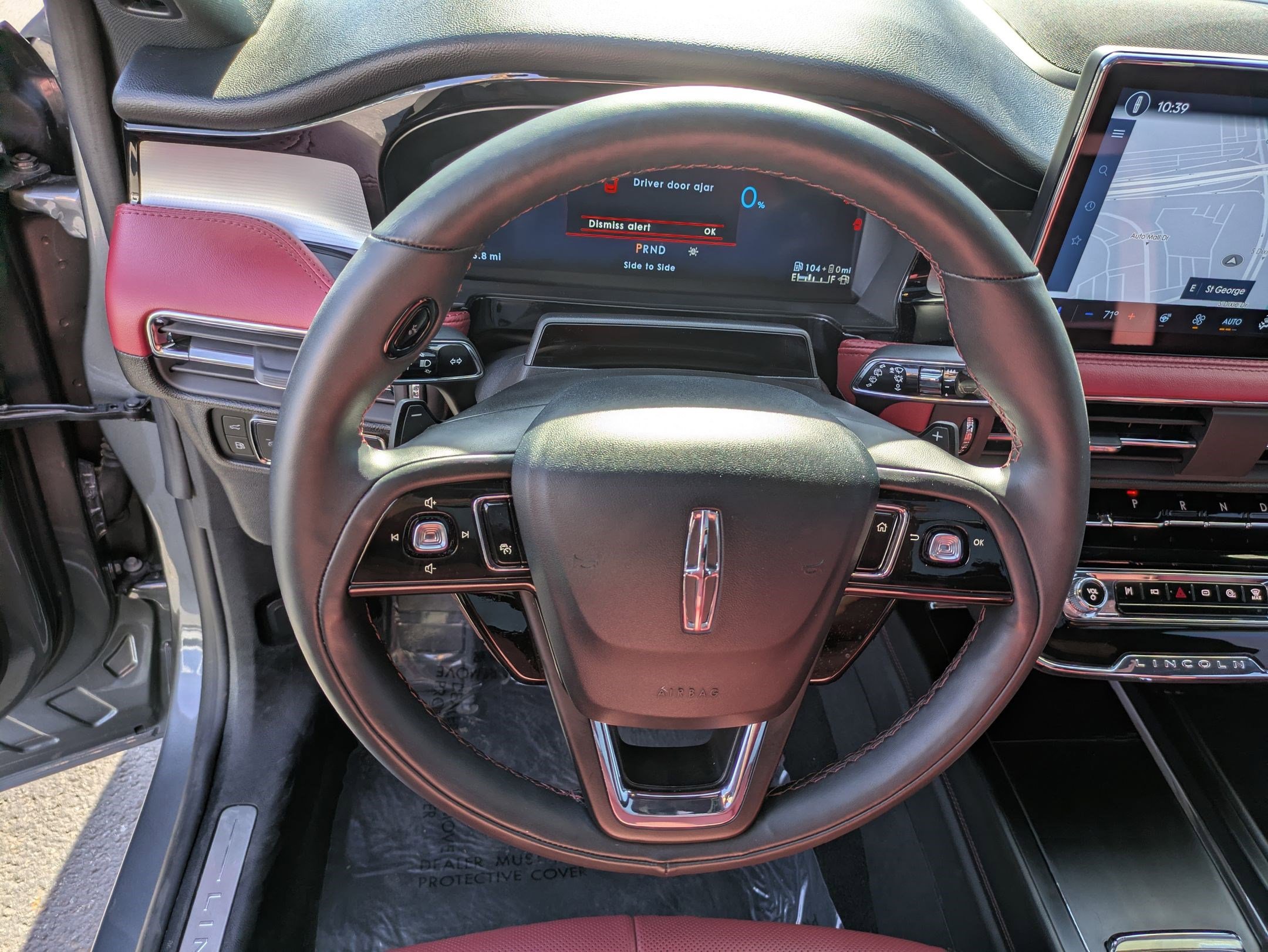 Used 2025 Lincoln Corsair Grand Touring w/ Equipment Group 302A image 17