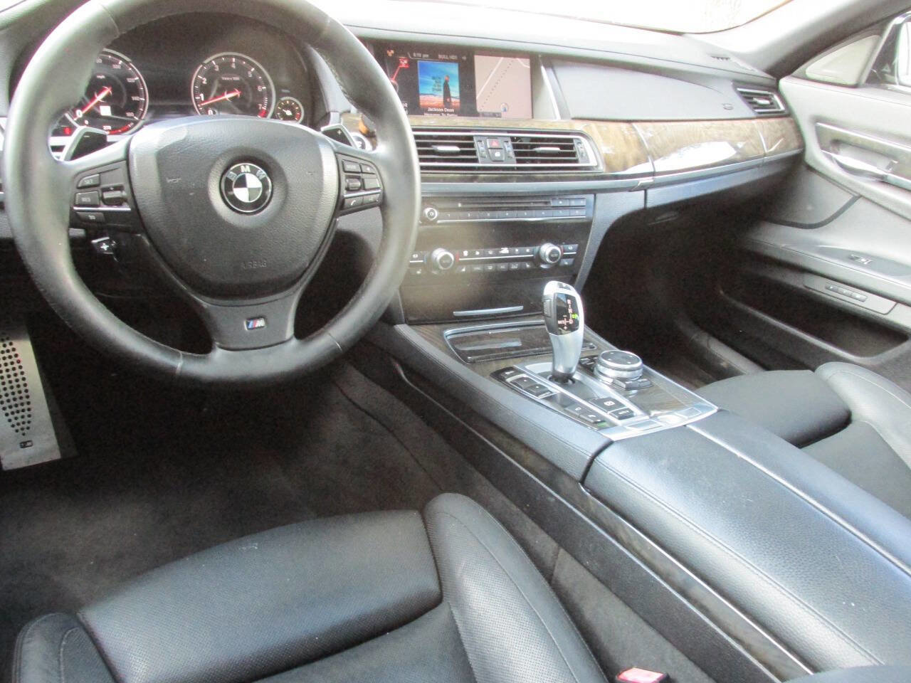 Used 2015 BMW 740i 740i 4dr Sedan image 16