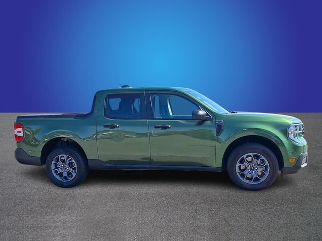 Certified 2025 Ford Maverick XLT w/ Equipment Group 302A AWD/4WD image 4