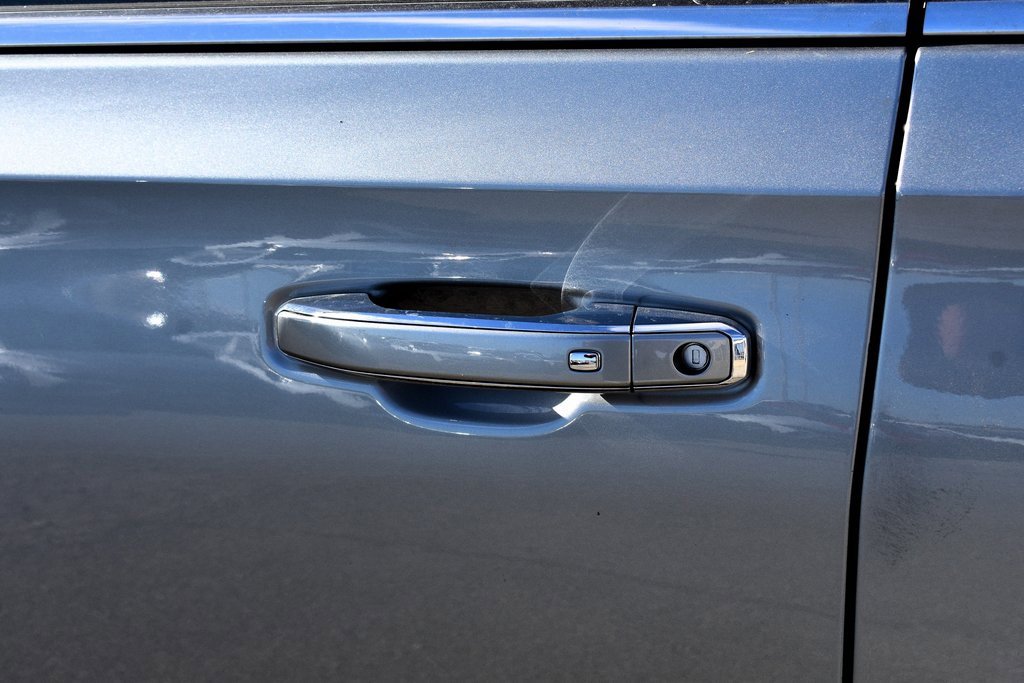 Used 2024 Chevrolet Tahoe Premier image 11