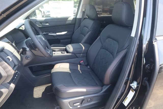 New 2026 Nissan Pathfinder Platinum w/ Cargo Package AWD/4WD image 21