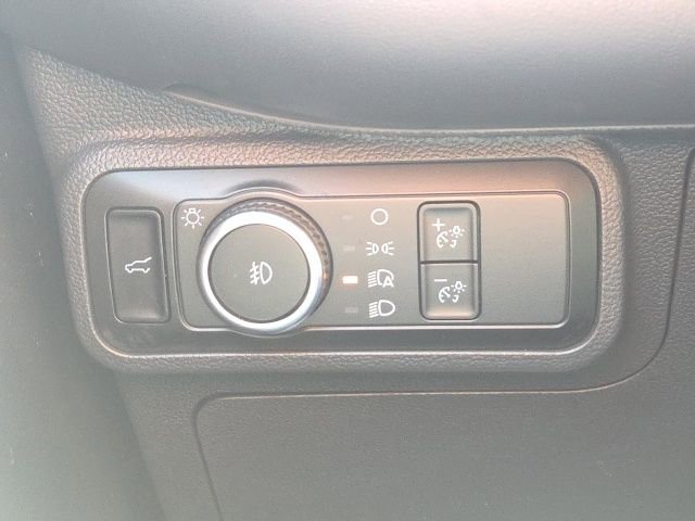Used 2025 Ford Explorer ST AWD/4WD image 28