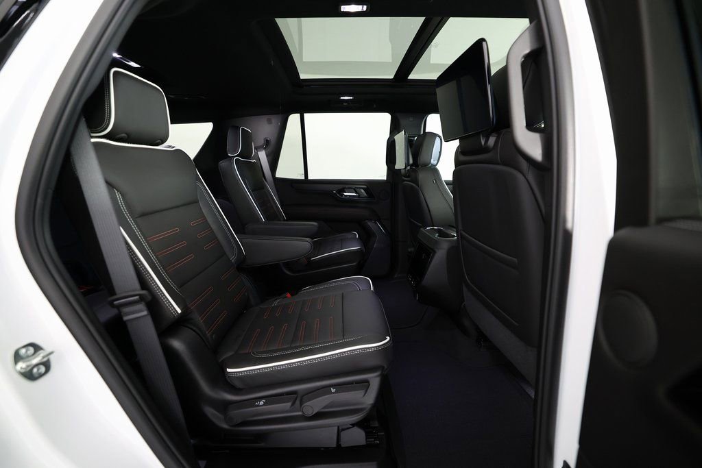 Used 2026 GMC Yukon AT4 Ultimate image 11