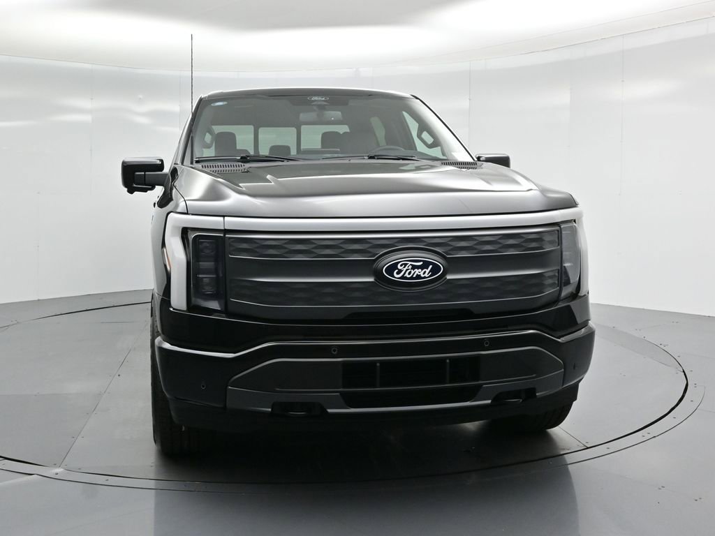 New 2025 Ford F150 Lightning Lariat image 52