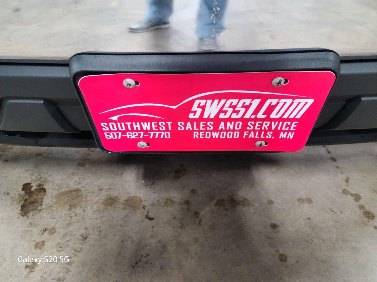 Used 2017 GMC Sierra 1500 SLE w/ SLE Value Package image 2