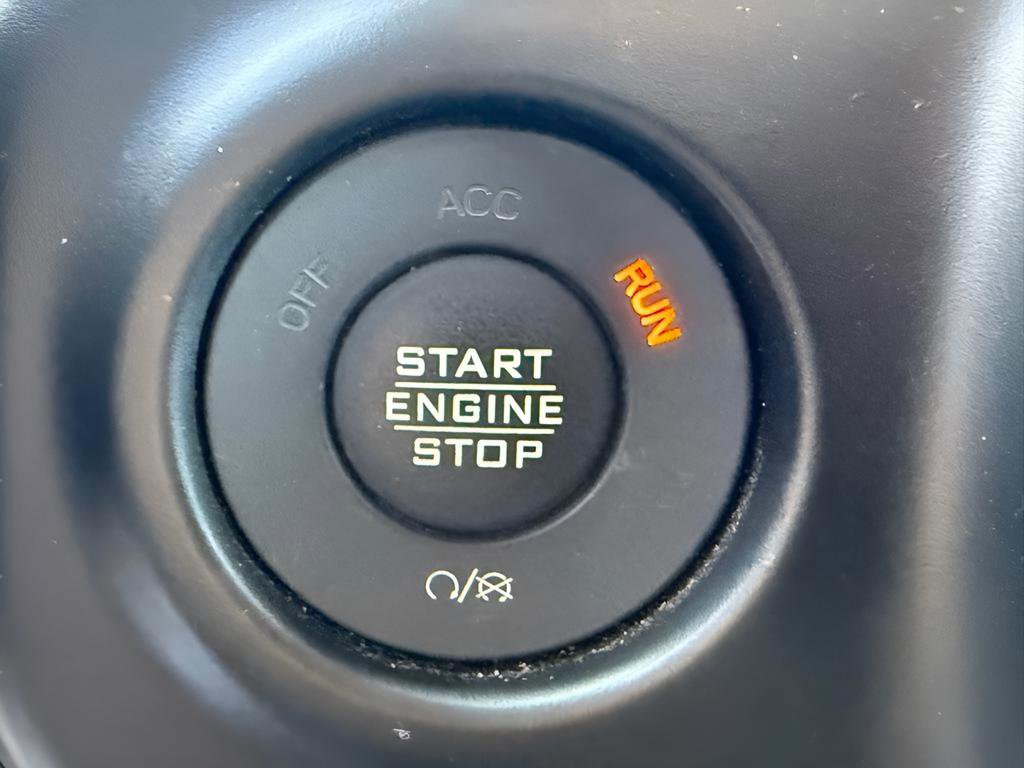 Used 2022 Jeep Wrangler Unlimited Sahara image 26