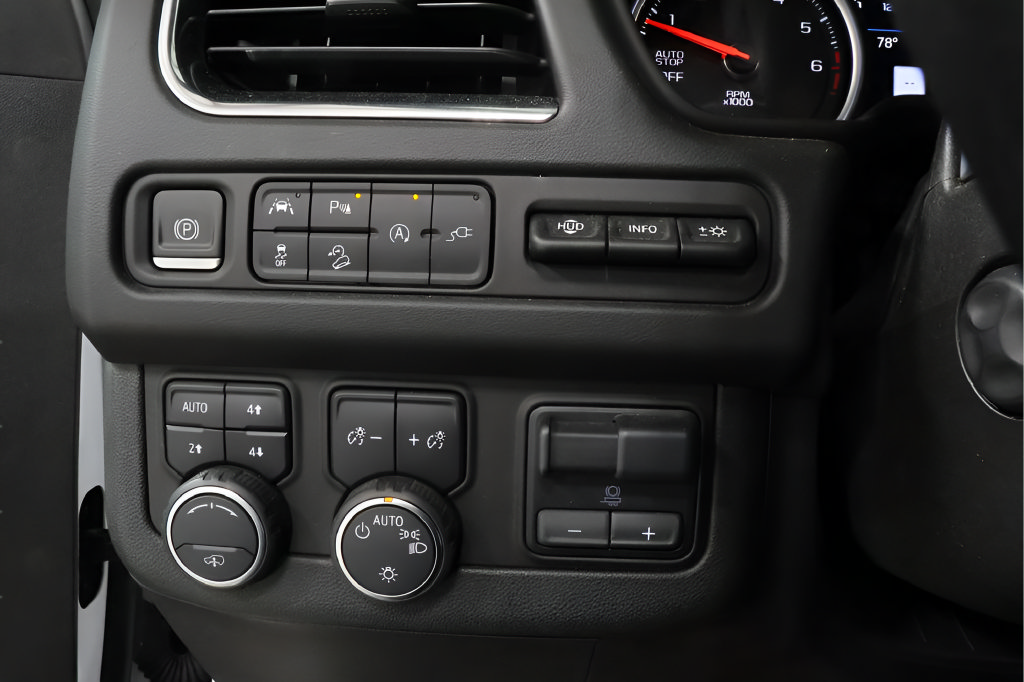 Used 2021 Chevrolet Tahoe High Country AWD/4WD image 18