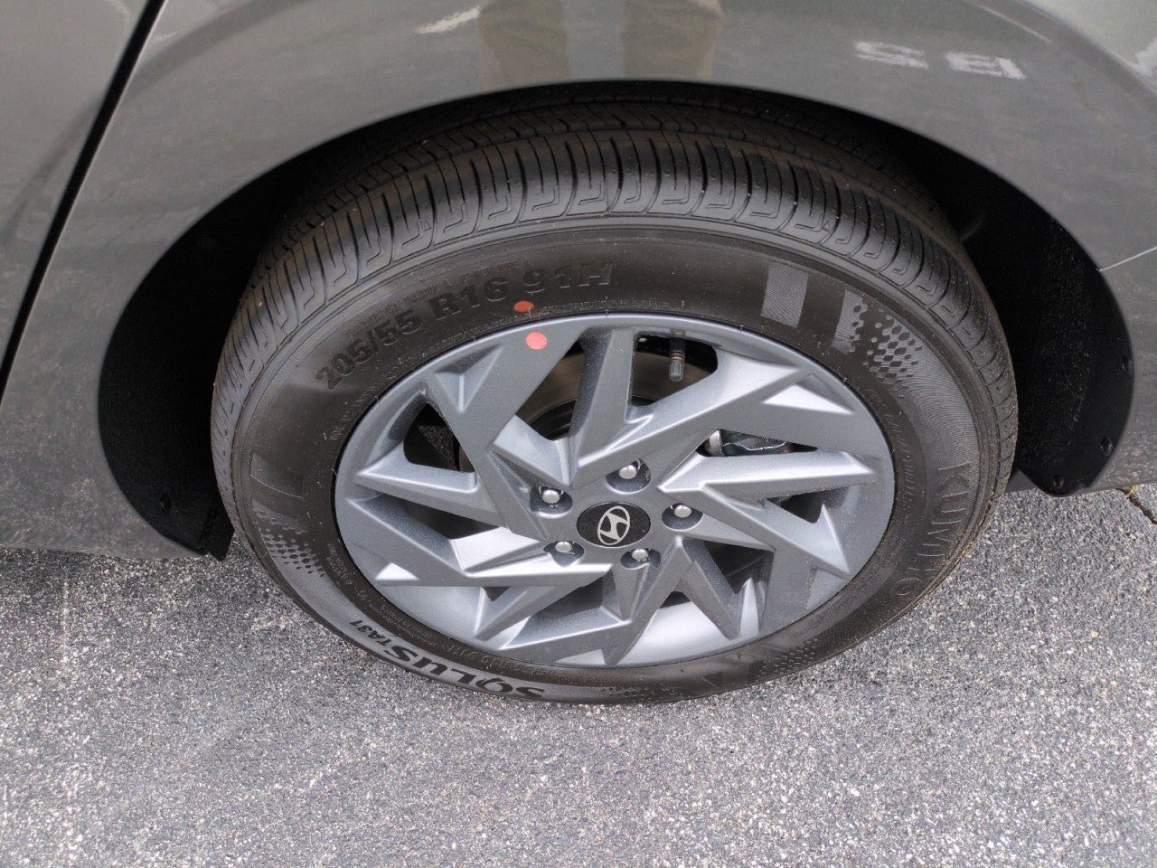 New 2026 Hyundai Elantra Hybrid FWD image 11