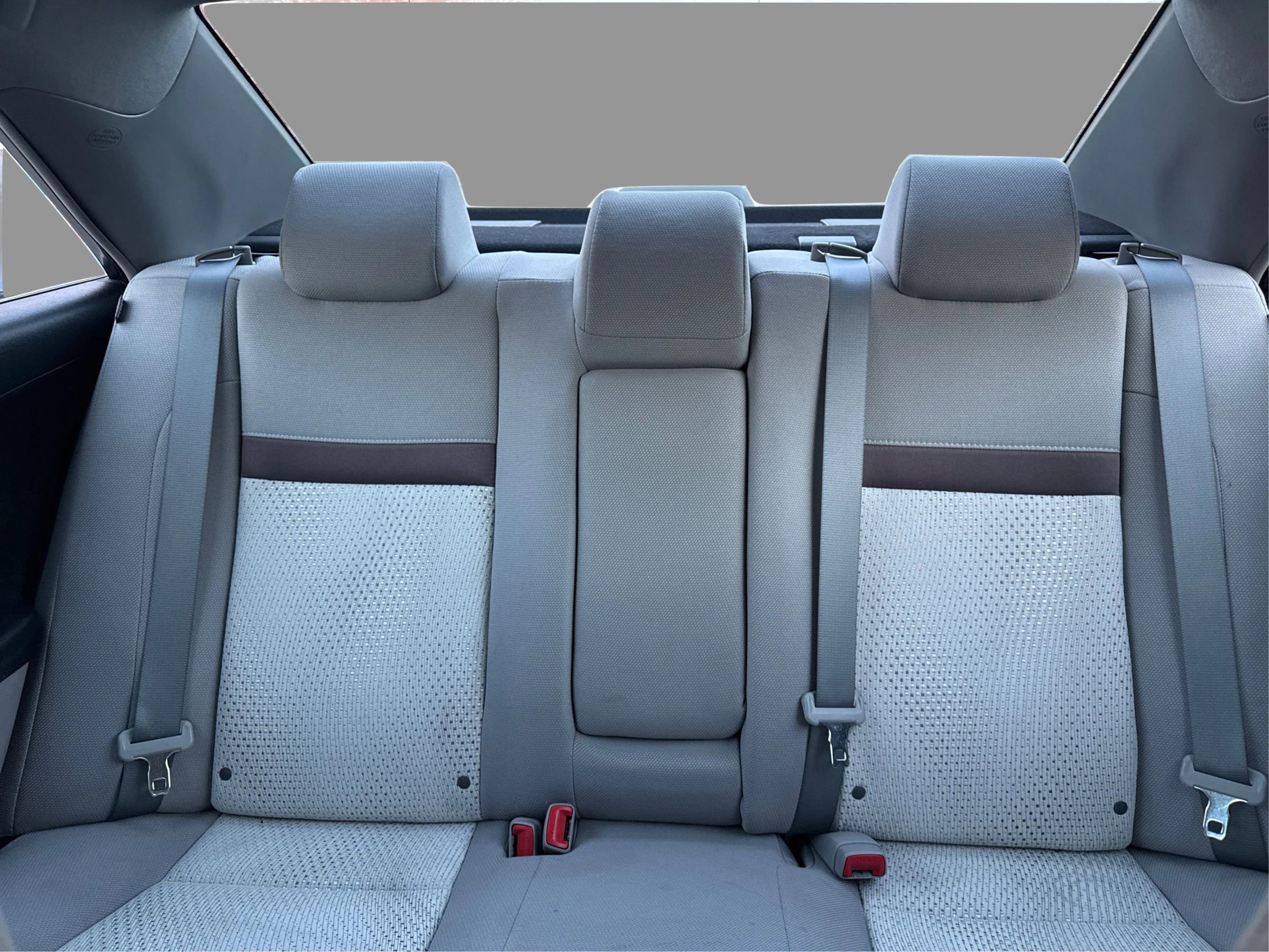 Used 2012 Toyota Camry LE image 17