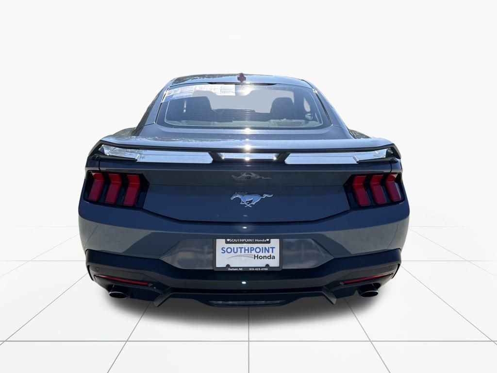 Used 2024 Ford Mustang Premium image 7