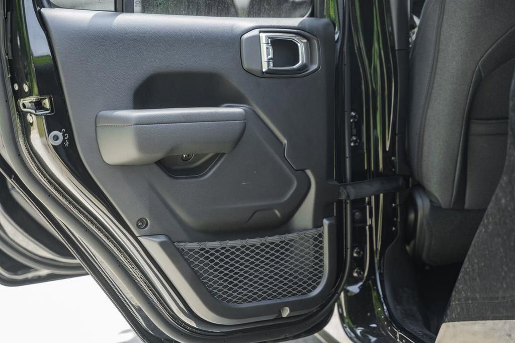 New 2025 Jeep Gladiator Sport AWD/4WD image 36