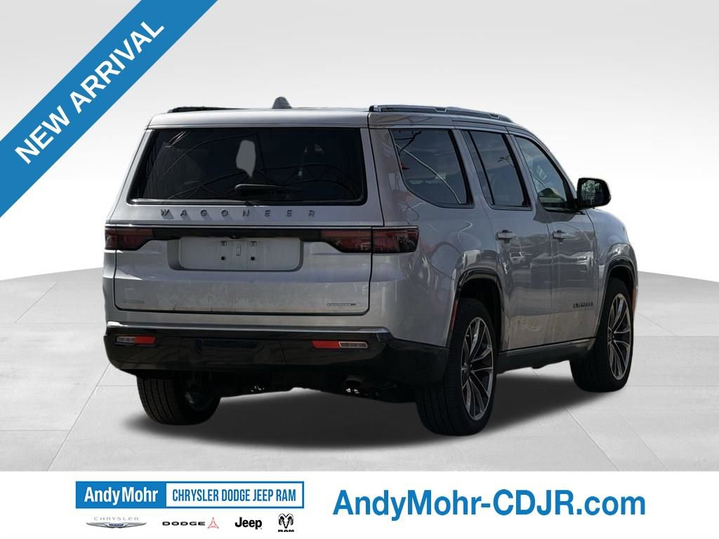 Used 2022 Jeep Wagoneer Series III w/ Premium Group I AWD/4WD image 7