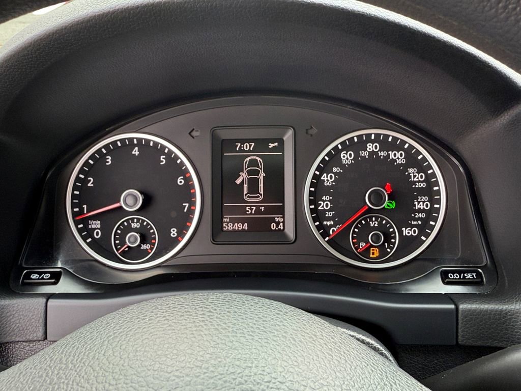 Used 2018 Volkswagen Tiguan Limited image 12