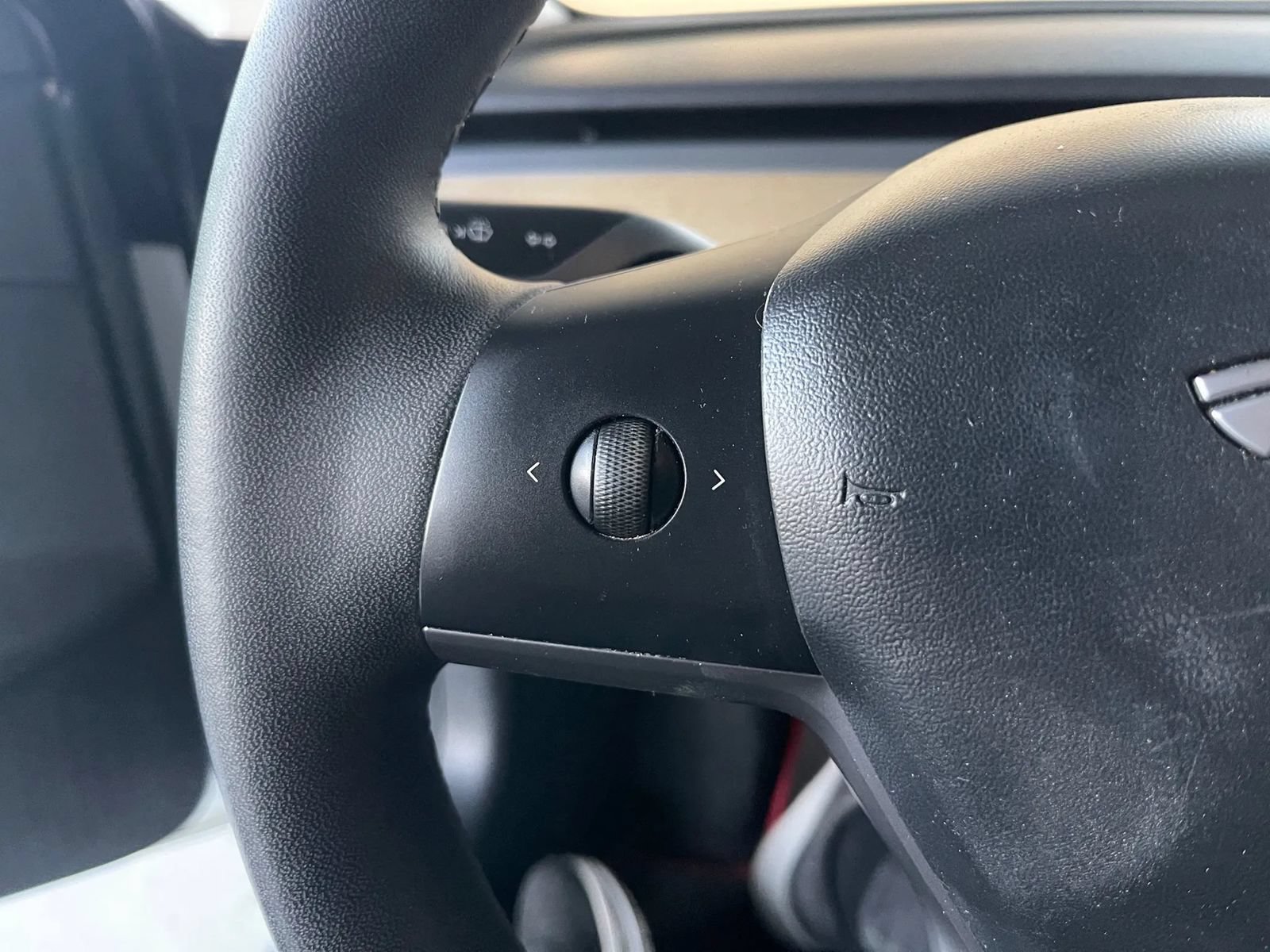 Used 2020 Tesla Model 3 Long Range AWD/4WD image 31