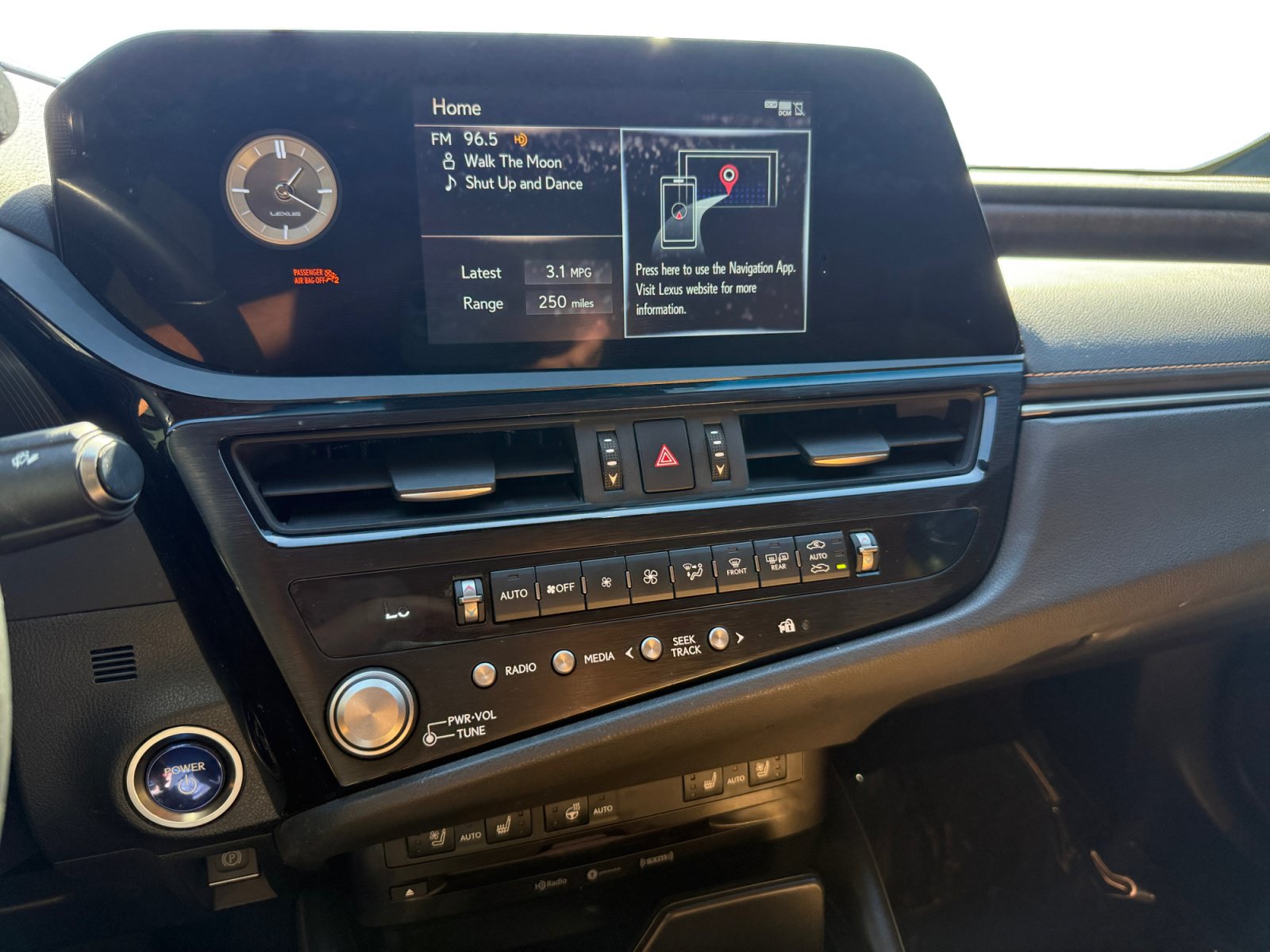 Used 2022 Lexus ES 300h w/ Premium Package FWD image 12