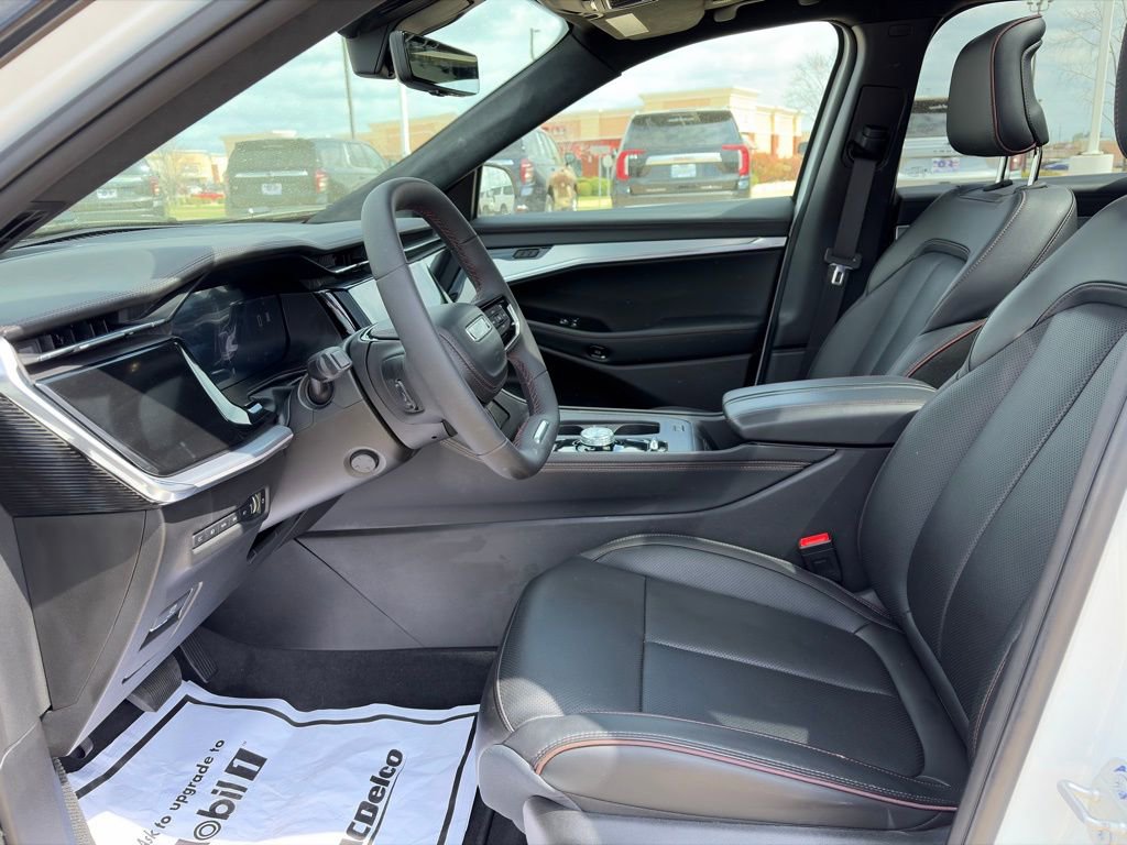 Used 2024 Jeep Wagoneer Launch Edition AWD/4WD image 13