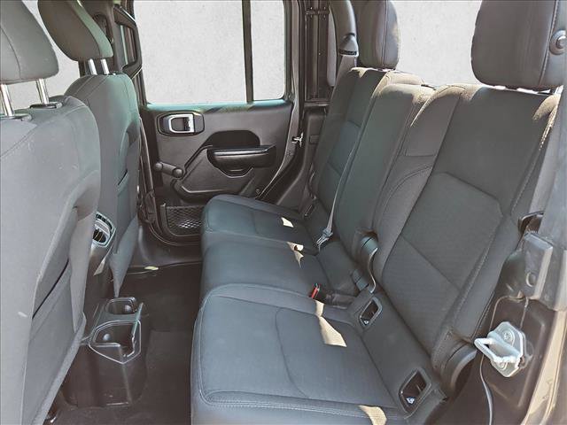 Used 2020 Jeep Gladiator Sport AWD/4WD image 17