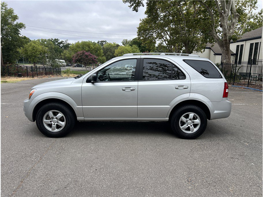 Used 2008 Kia Sorento 2WD image 4