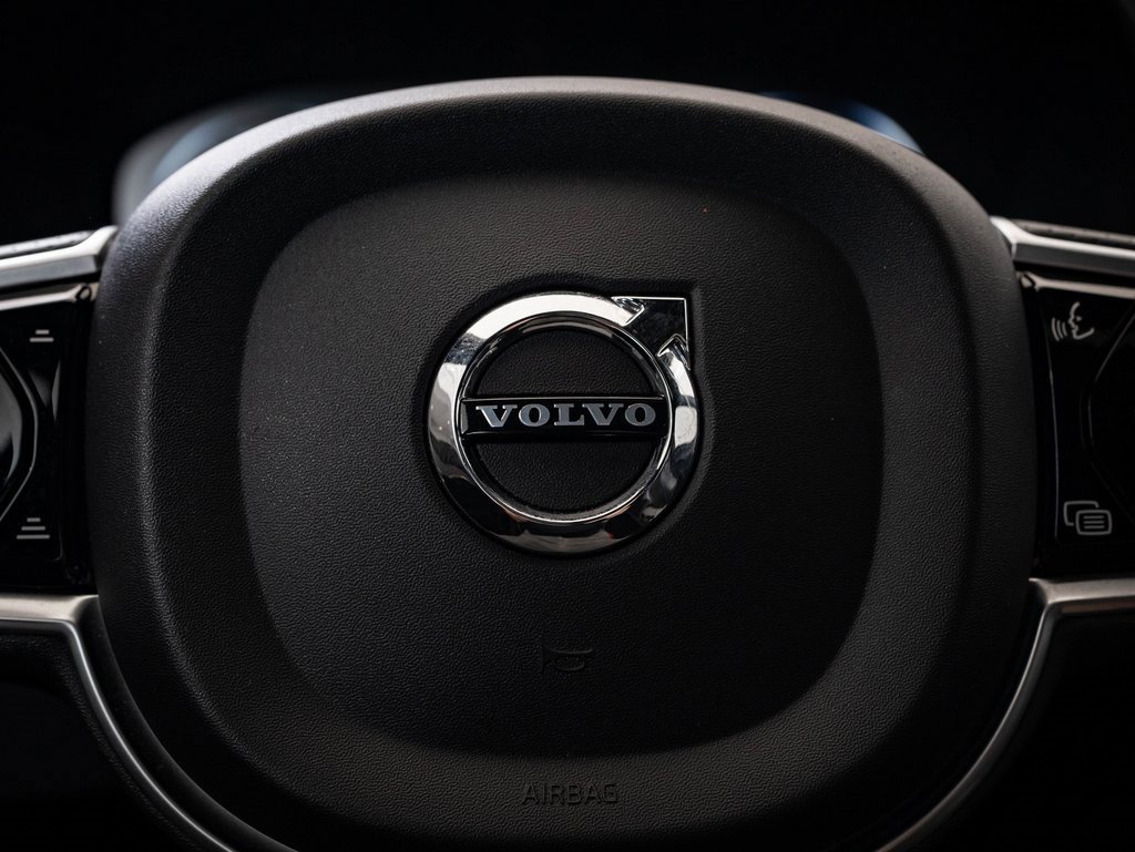 Used 2018 Volvo XC90 T5 R-Design w/ Convenience Package image 32