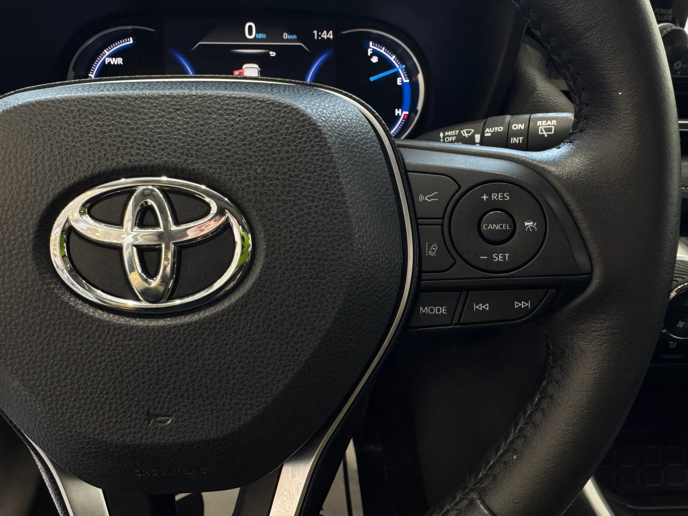 Used 2020 Toyota RAV4 Limited w/ Limited Grade Weather Package image 15