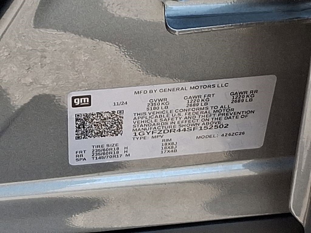 Certified 2025 Cadillac XT4 Premium Luxury AWD/4WD image 23