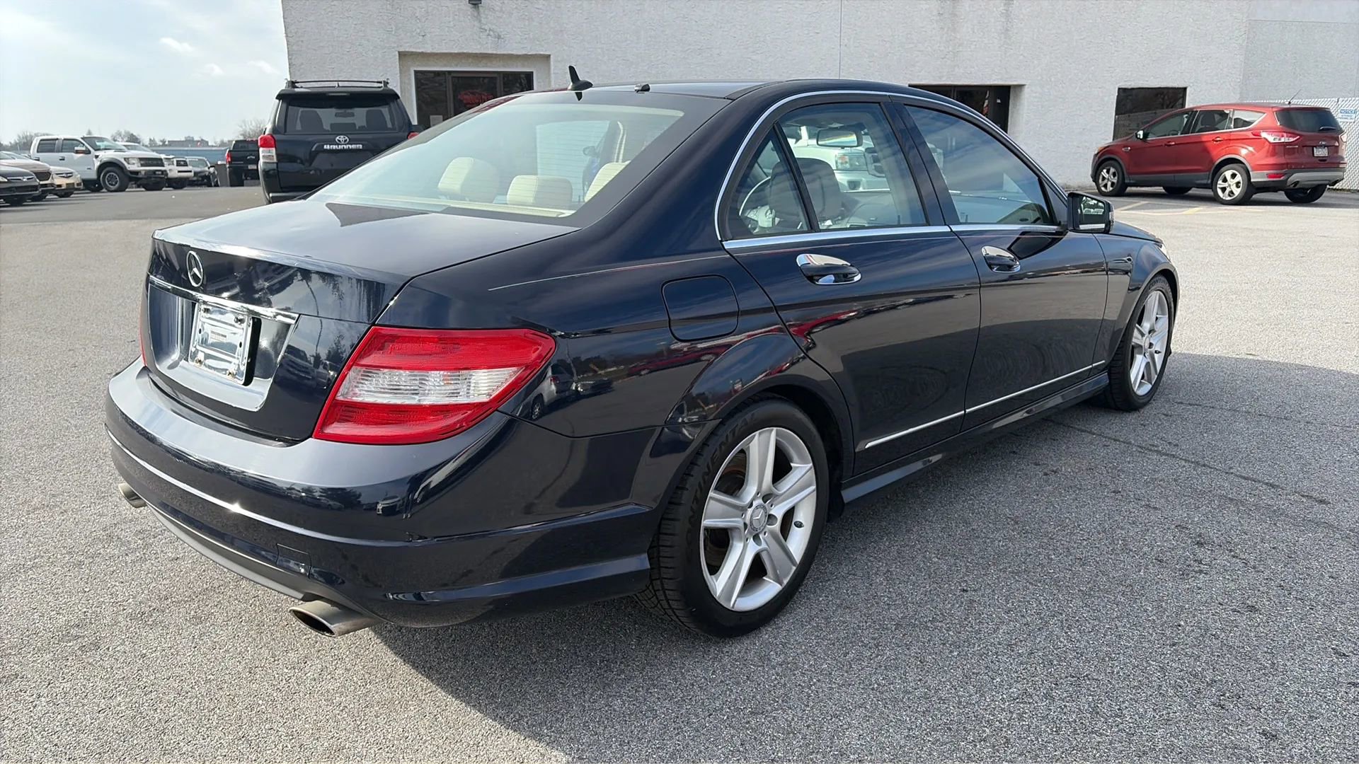 Used 2011 Mercedes-Benz C 300 4MATIC Sedan image 49
