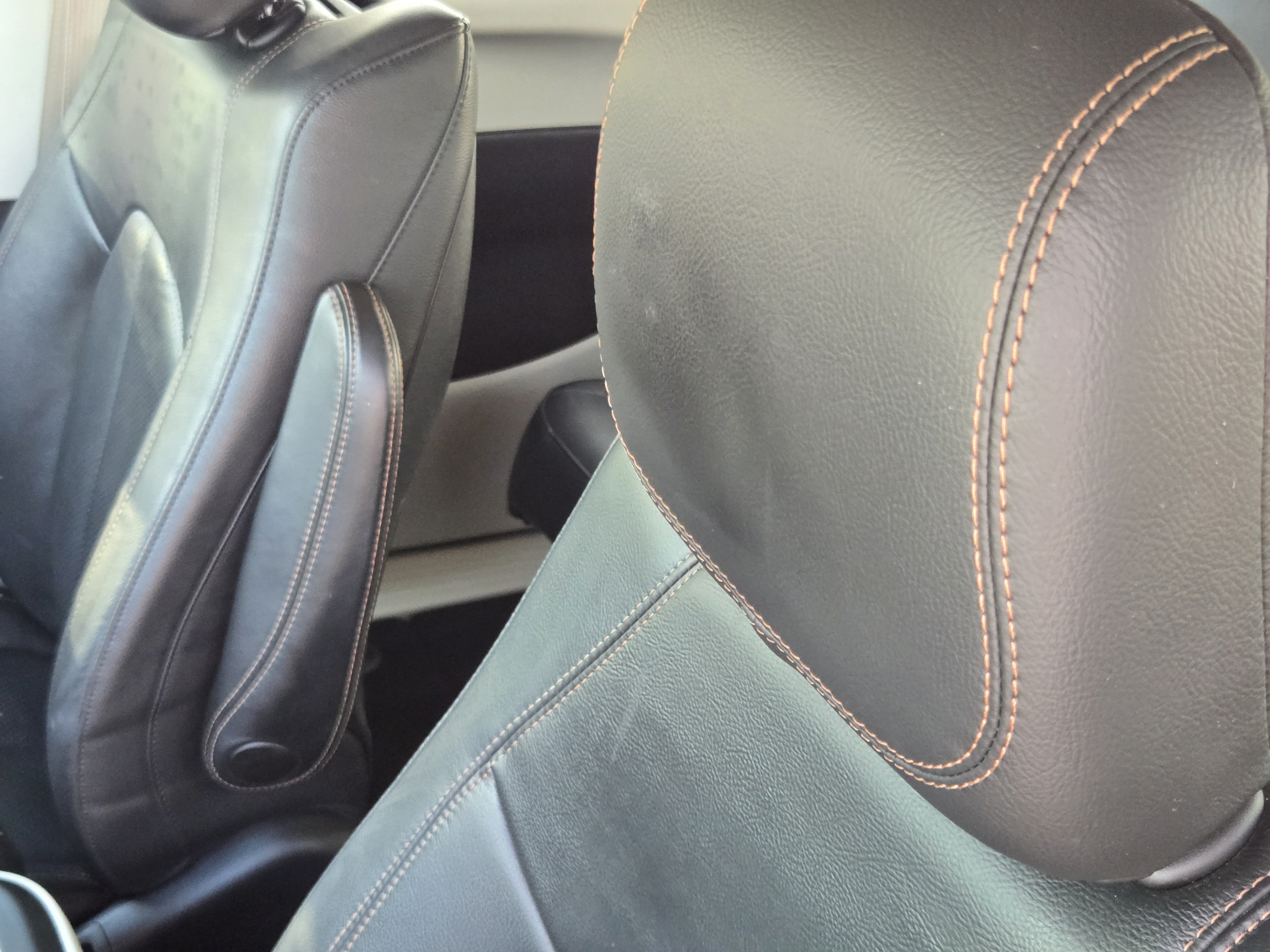 Used 2019 Chrysler Pacifica Touring-L Plus FWD image 11