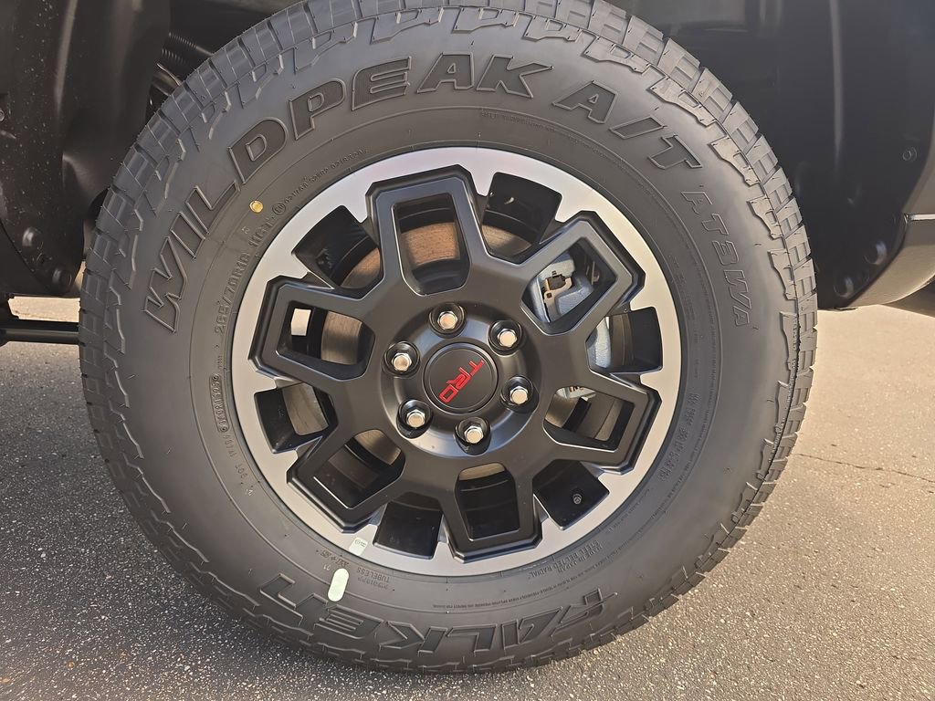 New 2025 Toyota Tacoma TRD Off-Road image 33