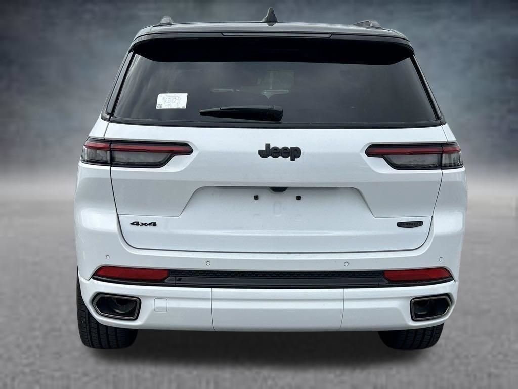 New 2025 Jeep Grand Cherokee L Summit AWD/4WD image 4