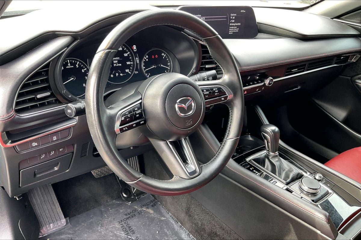 Used 2024 MAZDA MAZDA3 s image 12