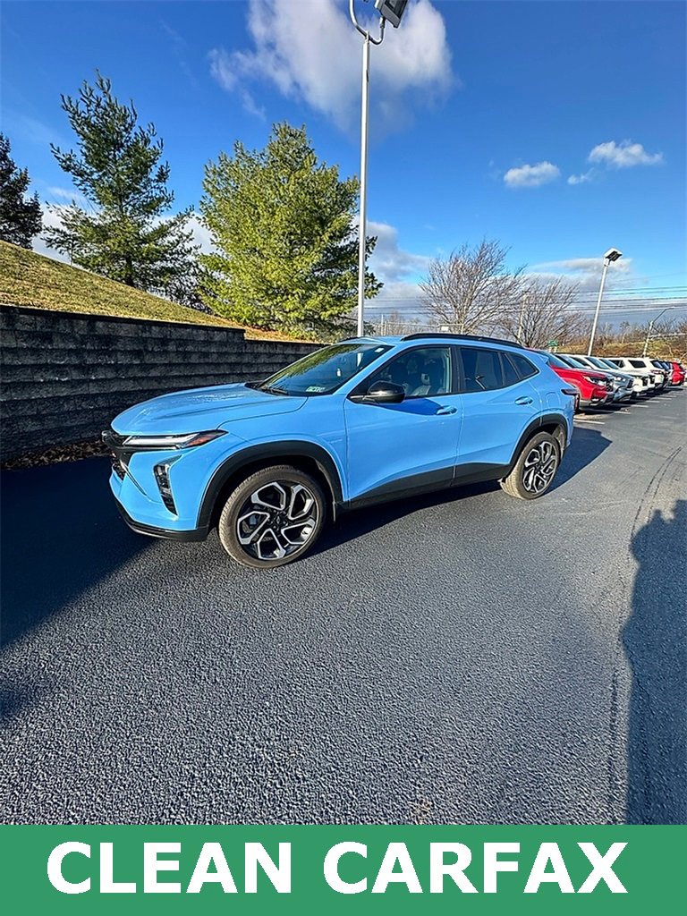 Used 2024 Chevrolet Trax RS w/ Sunroof Package