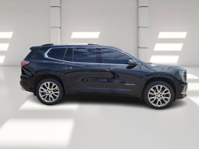 Used 2025 GMC Acadia Denali w/ Super Cruise Package FWD image 4