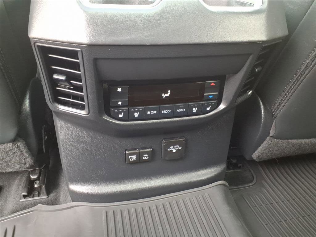 Certified 2023 Toyota Sequoia Platinum image 10