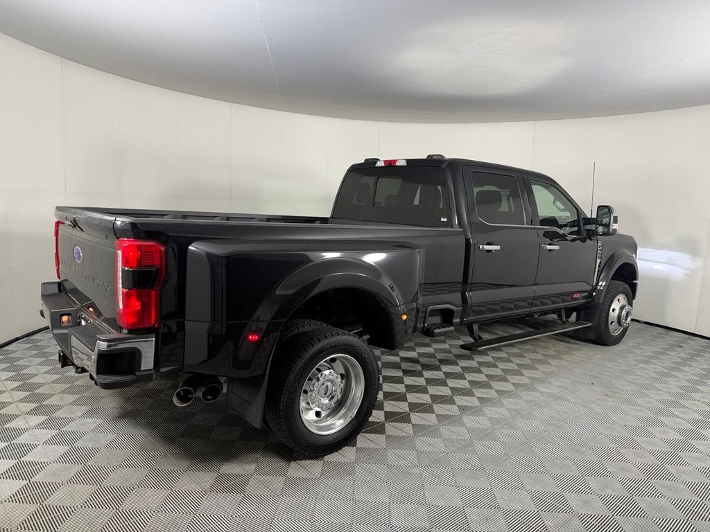 Used 2024 Ford F450 Lariat w/ Lariat Ultimate Package AWD/4WD image 7