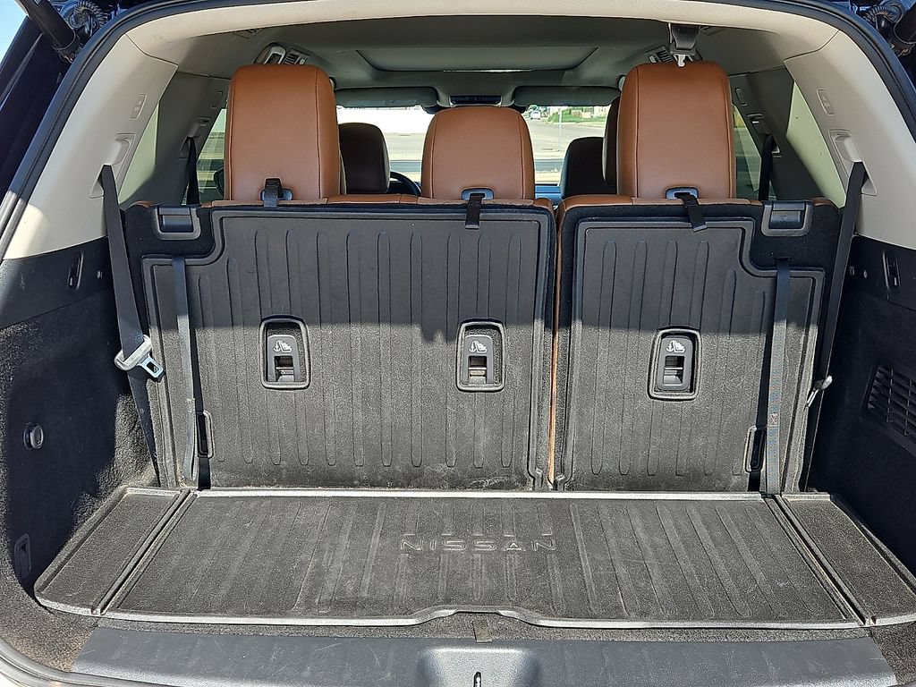 Used 2023 Nissan Pathfinder Platinum FWD image 10