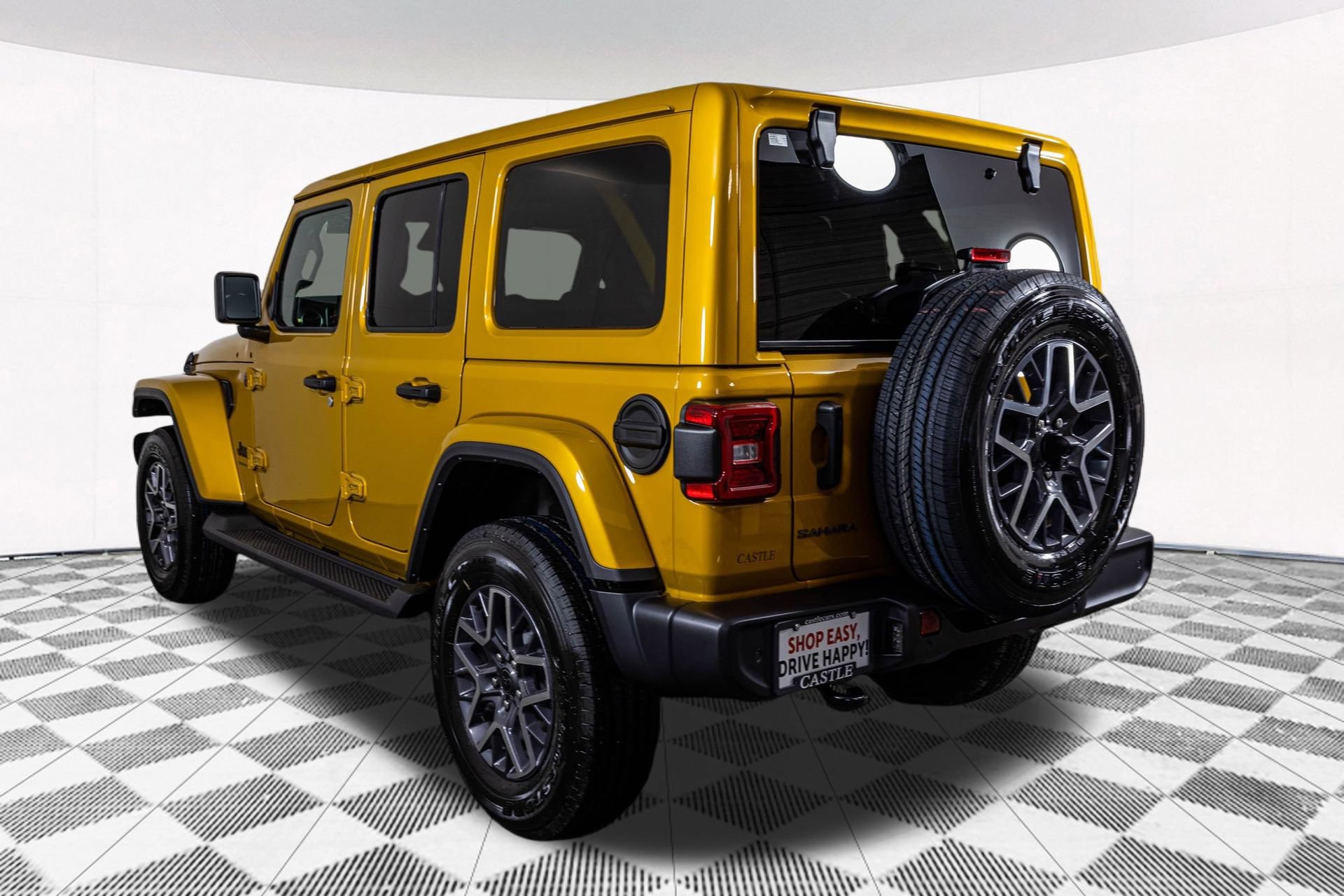 New 2026 Jeep Wrangler Unlimited Sahara AWD/4WD image 17