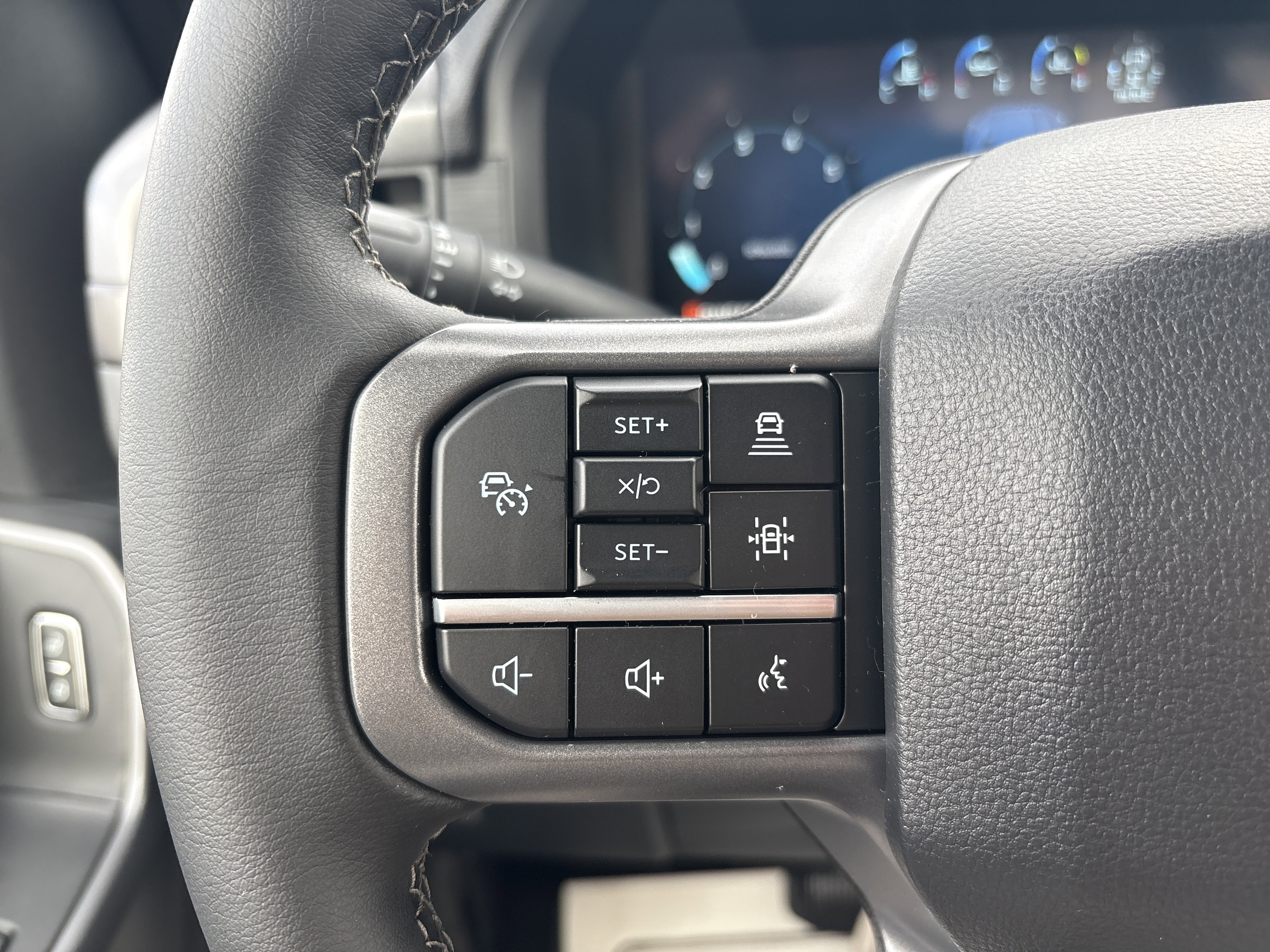 New 2026 Ford F150 XLT w/ Equipment Group 302A MID image 25