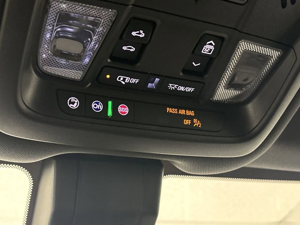 Used 2023 Chevrolet Equinox Premier image 59