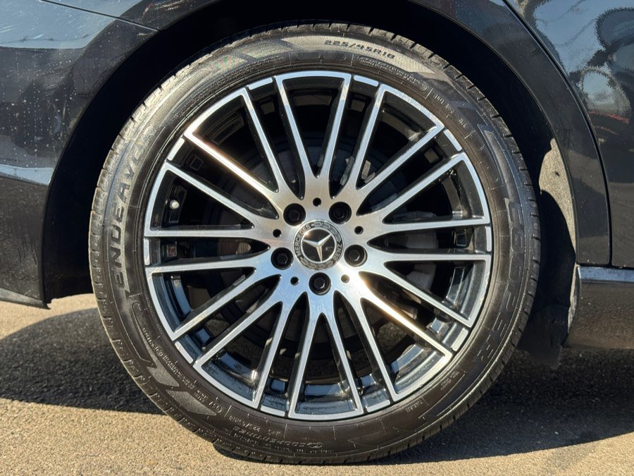 Used 2022 Mercedes-Benz C 300 4MATIC Sedan image 17
