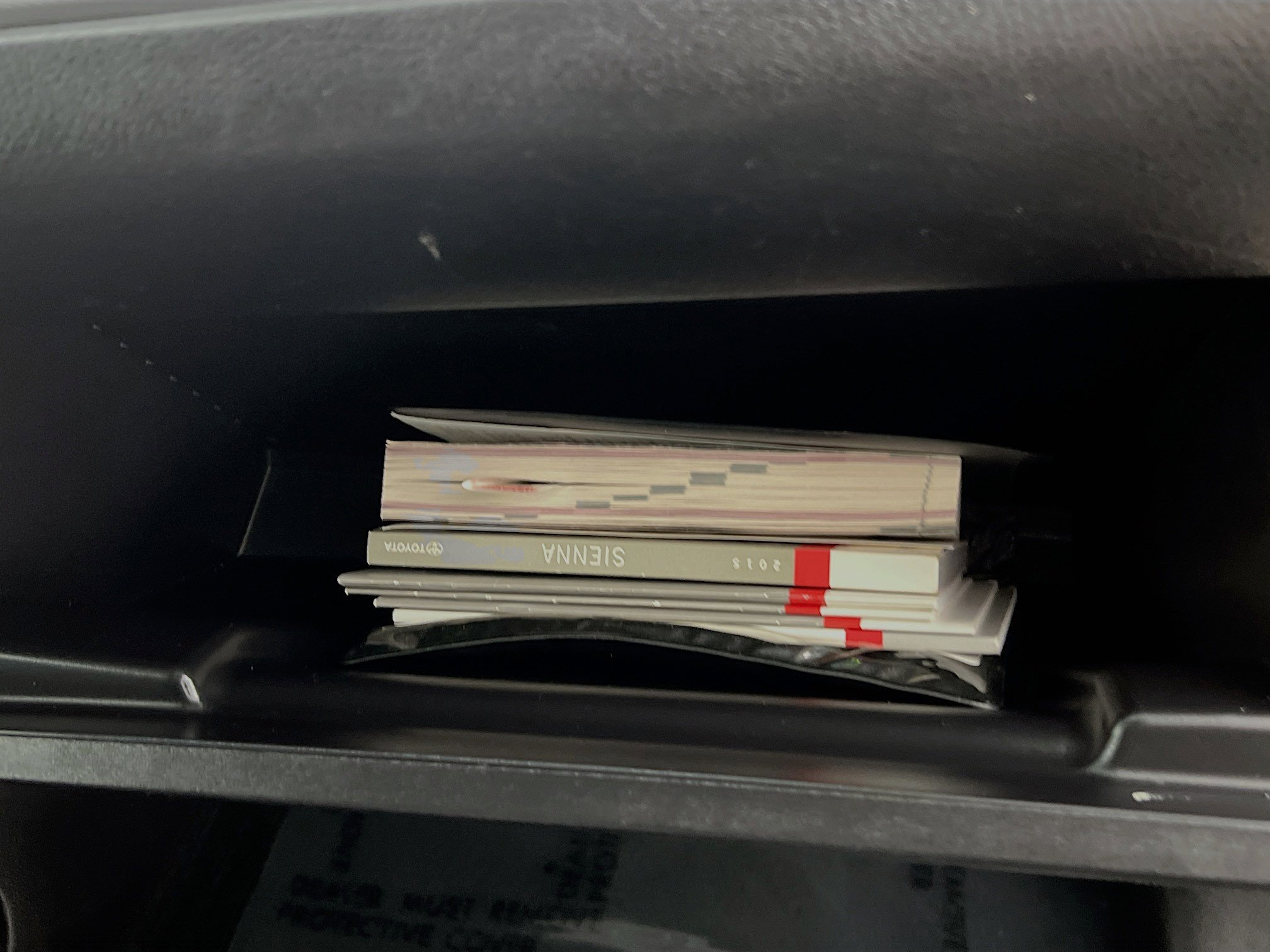 Used 2015 Toyota Sienna SE w/ SE Preferred Package image 35