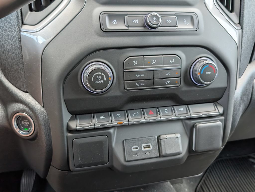 New 2026 Chevrolet Silverado 1500 Custom w/ LPO, Dark Essentials Package RWD image 19